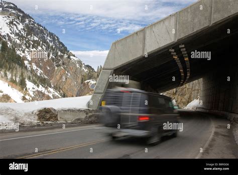 Winter view of The Million Dollar Highway, western Colorado, between Silverton and Ouray Stock ...