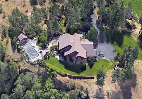 Mark Few House: The Spokane Pad - Urban Splatter