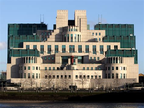 AP sources: Britain's MI6 provided passport to double agent behind foiled Qaeda bomb plot - CBS News