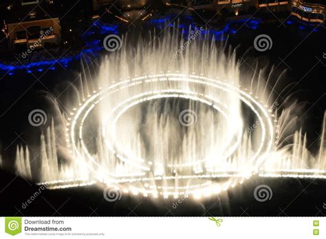 Fountain Show in Las Vegas editorial stock photo. Image of bellagio - 72684148