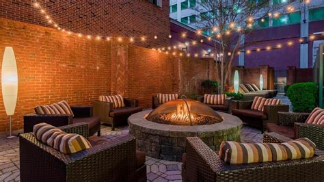 Courtyard by Marriott Chattanooga Downtown from $120. Chattanooga Hotel Deals & Reviews - KAYAK