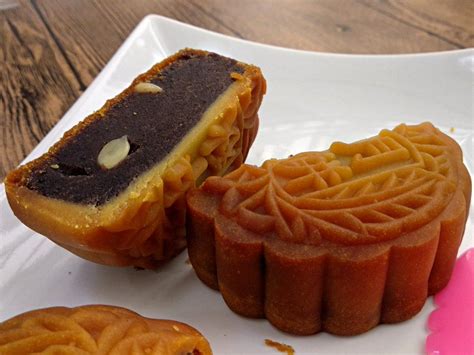 Homemade red bean mooncake just in time to celebrate Chinese Mid-Autumn ...