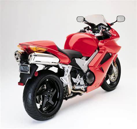 HONDA VFR800 Interceptor (2002-2003) Specs, Performance & Photos - autoevolution