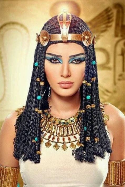 Amazing things about Queen Cleopatra | Egyptian makeup, Ancient egypt ...