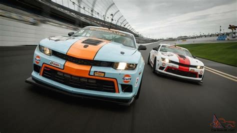 Chevrolet: Camaro Z28 Race Car