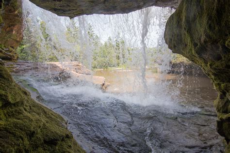 Beneath a waterfall in the Upper Peninsula of Michigan [OC] [5472x3648 ...