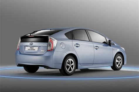 Toyota Says New Prius Plug-in Hybrid will Cost Under £31,000 in Britain ...