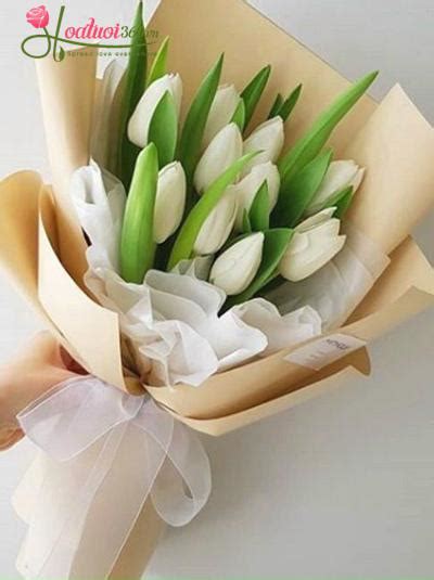 Bó hoa tulip trắng - Bày tỏ