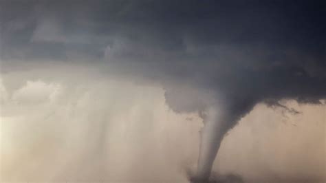 How Rare Are Illinois Tornadoes in January? What to Know After Storms ...