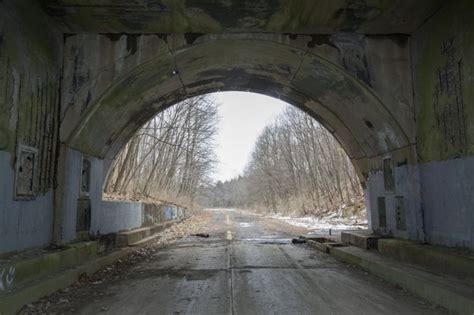 The abandoned Pennsylvania Turnpike tunnels: How to find them ...