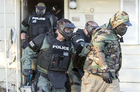 Champaign SWAT Team Training | News | news-gazette.com