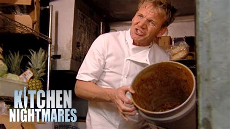 Chef Ramsay Completely Loses His Mind - Kitchen Nightmares - YouTube