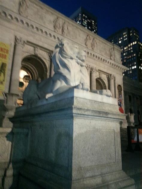 NY Public Library - (Makes me think of Ghostbusters!!) | Public library, I love ny, Ghostbusters