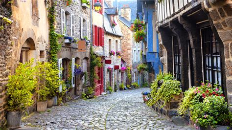 These Small Towns in France Are Straight Out of a Storybook | Condé ...