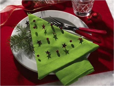 15 Truly Amazing Napkin Folding Ideas That Will Wake Up Your Creativity For This Christmas ...