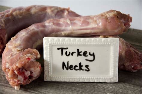 Turkey Necks - Urban Pet Food