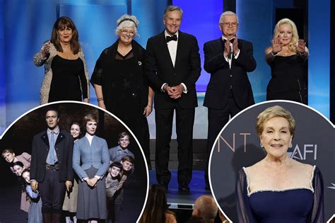 'Sound of Music' child stars reunite to honor Julie Andrews