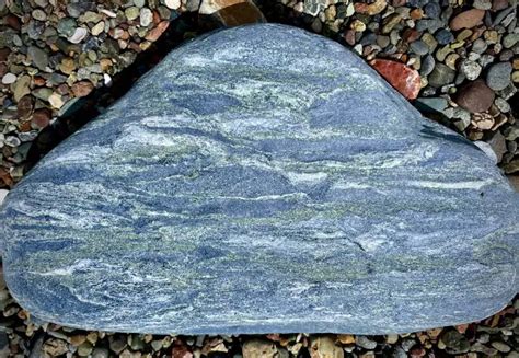 Schist: Formation, Uses and Types of Schist – Geology In