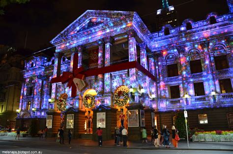 MELBOURNE.SNAPS: Illuminated Christmas at Melbourne Town Hall - Wow!