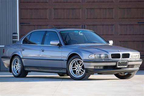 1998 BMW 740iL: A Luxury Sedan with Unmatched Performance