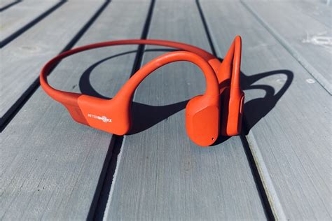 Review – Aftershokz Aeropex Bone Conduction Headphones