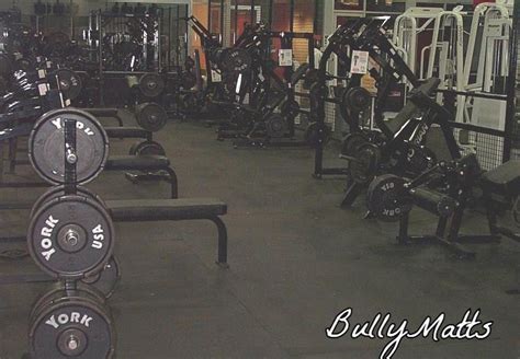 Commercial Gym Flooring for Weight Rooms & Gyms - FitFloors ...