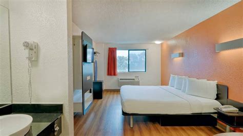 Motel 6 | Book Now and Save on Your Next Stay