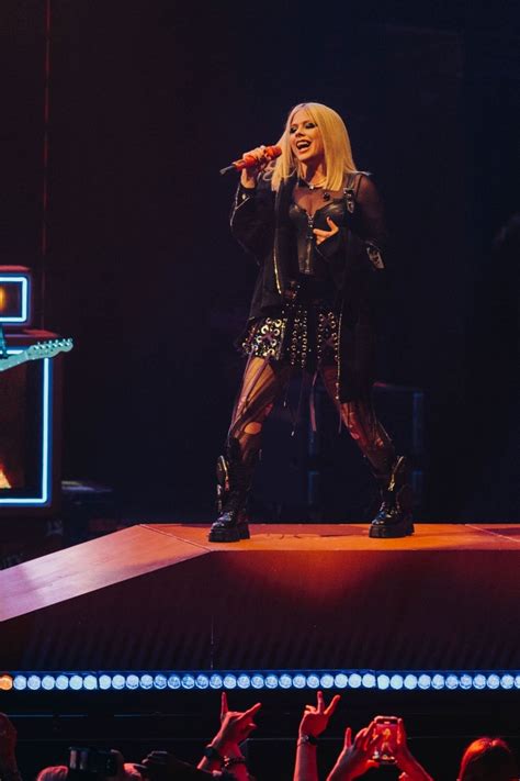 AVRIL LAVIGNE Performs at Her Love Sux Tour at Le Zenith in Paris 04/12/2023 – HawtCelebs