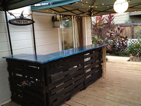 Recycled Pallet Wood Bar Ideas | Pallet Wood Projects