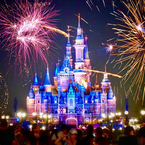 Fireworks At Disneyland 2024 - Debora Rosabella