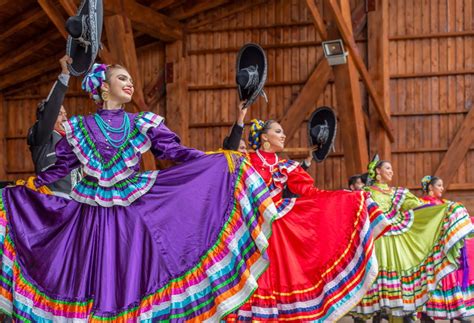 How to Celebrate Hispanic Heritage Month in Your Business