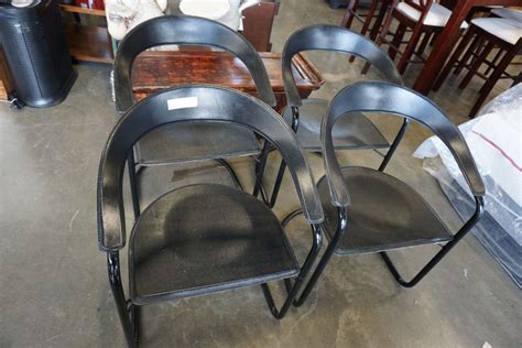 SET OF 4 MODERN ITALIAN LEATHER CHAIRS - Big Valley Auction