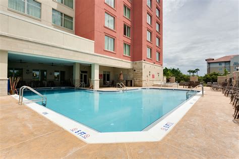 Drury Inn & Suites Fort Myers at I-75 and Gulf Coast Town Center - Drury Hotels