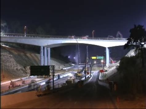 Investigative Journalist Randy Economy: 405 FREEWAY CLOSURE AT 1:25 a.m ...