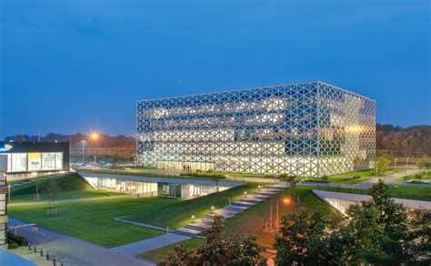 Windesheim University of Applied Sciences by Broekbakema - Architizer