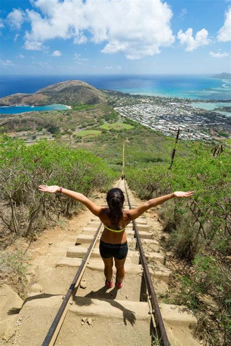 KOKO HEAD STAIRS: 1,048 TORTUROUS STEPS - Journey Era