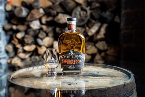 15 Canadian Whisky Brands To Enjoy Right Now