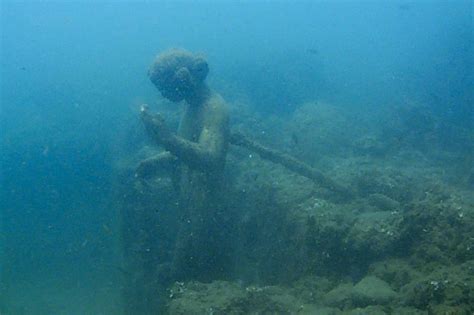 Japanese Underwater City - img-weed