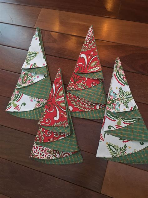 Christmas Tree Napkin Folding Tutorial