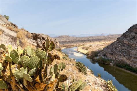 The Ultimate Santa Elena Canyon Guide for Campers & Hikers - Drivin' & Vibin'