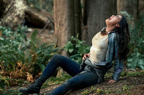 Netflix's 'Keep Breathing' Review: Surviving the Woods, and Trauma ...