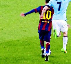 Messi nutmeg against Manchester City | Fussball, Messi fußball, Lionel ...