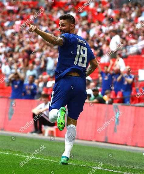 Olivier Giroud Chelsea Celebrates Scoring Goal Editorial Stock Photo ...