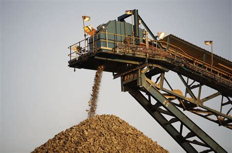 Congo President Supports Predecessor's Mining Policies - Bloomberg