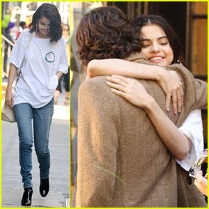 Selena Gomez & Timothee Chalamet Share a Hug on Woody Allen Film Set ...