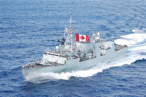 The frigate HMCS Ville De Quebec, Canada. | Royal canadian navy ...