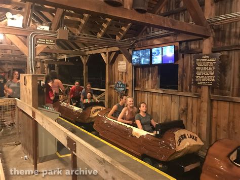 Log Flume at Canobie Lake Park | Theme Park Archive