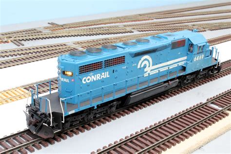 Lanes Trains S Scale Conrail SD40-2