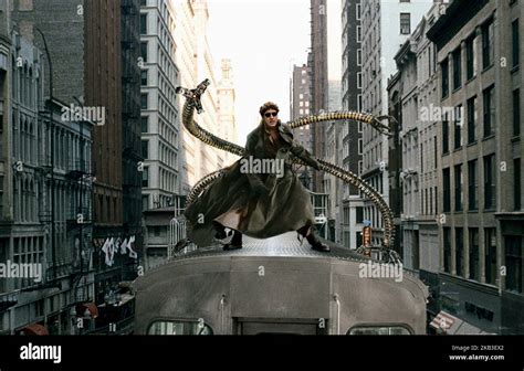 SPIDER-MAN 2, ALFRED MOLINA, 2004 Stock Photo - Alamy