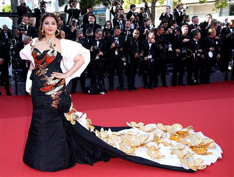 Aishwarya Rai Bachchan Wore Falguni Shane Peacock To The ‘Megalopolis ...